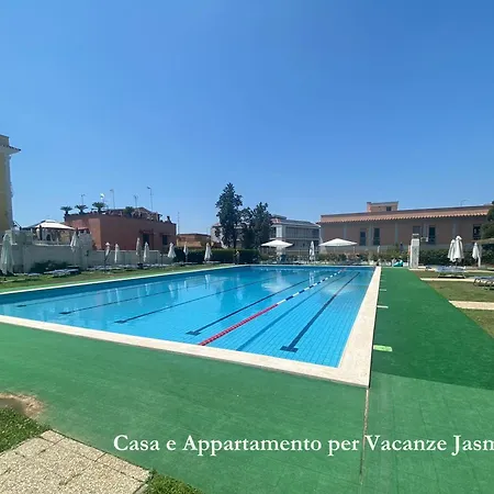アパート Casa E Per Vacanze Jasmine ローマ